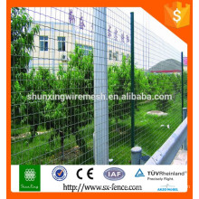 Alibaba cerca de arame Filipinas com pvc revestido / 2x2 galvanizado malha de arame soldado para painel de cerca